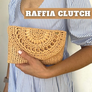 Easy crochet clutch bag pattern, straw summer purse beach raffia bag, envelope mini bag woman, boho minimalist beginner friendly DIY project