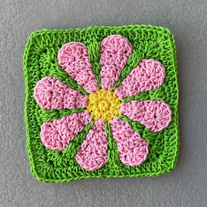 Crochet Flowers Granny Square Pattern, Retro Daisy Motif for Bag ...