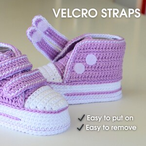 Crochet baby booties with velcro straps – easy baby sneaker crochet pattern