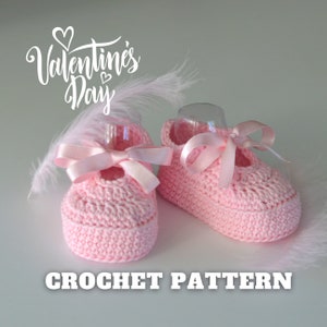 Crochet baby shoes pattern 0-3 months newborn girl soft sole crib sandals, christening footwear DIY grandchild gift, template how to crochet