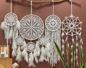Large Dream Catchers Feather Wall Hanging, Dreamcatcher Decorate Headboard, Boho Style Bedroom Decoration, Home Decor, Great Gift for Love