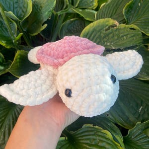 Crochet turtle
