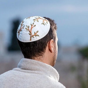 Yair Emanuel Tree of Life Jewish Kippah for Men - 7.5 inch - Premium Silk Embroidered Yarmulke