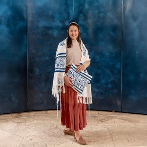 Yair Emanuel Tallit Prayer Shawl Set - 75*20.5 inch The Four Matriarchs Unisex Tallit - Silk Embroidered Birds and Flowers