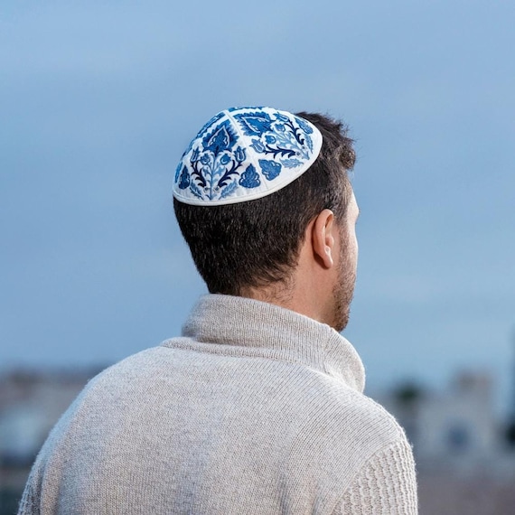Buy Yair Emanuel Kippah for Men - Oriental Yamulke With Premium Silk  Embroidered Pattern - 7.5 Inch -modern Aesthetic Kippah for Jewish Weddings  Online in India - Etsy