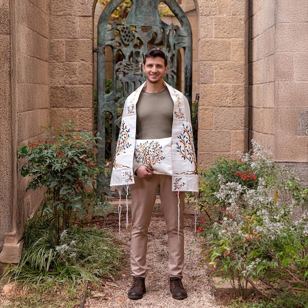 Yair Emanuel Premium Tree of life Tallit Prayer Shawl Set - Bar Mitzvah Tallit for men and Women - Silk Embroidered - Jewish Yarmulke