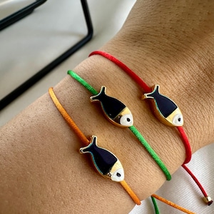 Fisch Armband für Frauen | Verstellbares blush String Armband vergoldet|Geschenk für Sie | Verstellbares String-Armband | Schwarz Fisch