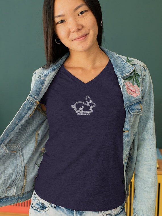 Rope Bunny - Women's V-Neck Tee