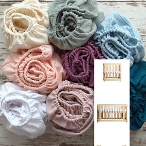 Drap-housse pour lit de bébé Nestig, mousseline de coton bio : mini et lit de bébé Wave de Nestig, literie pour bébé faite main