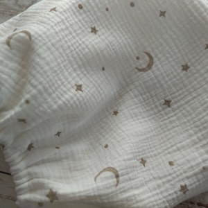BabyBay Fitted Sheet: Organic Cotton Muslin, Roses Flowers Stars Stars & moons