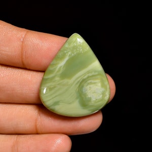 Incroyable qualité supérieure 100% naturelle séraphite forme de poire Cabochon Pierre précieuse en vrac pour la fabrication de bijoux 38.5 Ct. 32X27X6 mm S-76