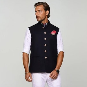 Men&#39;s Black Stylish Nehru Jacket Perfect For Wedding Family Gatherings & Occasions