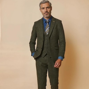 Men Olive Green Tweed Suit Beach Wedding Suit Groom Wear Suit Dinner Suit  Prom Suit For Men Groomsmen Suit Party Wear Three Piece Suit