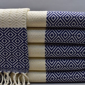 turkish towel, beach towel, bachelorette party favors, shower towel, sauna accessories, 40 x 70 inch hammam towel, pool towel, navy, Dlbr