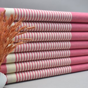 turkish cotton towel, bridesmaid gifts, 40 x 70 inch hammam towel, summer towel, holiday towel, pool towel, shower towel, fuchsia, Hereke
