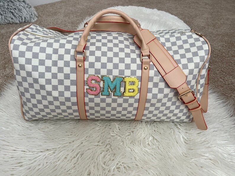 Louis Vuitton Neverfull Review MM vs GM Mia Mia Mine Louis vuitton bag neverfull Louis vuitton travel bags Vuitton outfit #12 Louis Vuitton Neverfull Review MM vs GM Mia Mia Mine Louis vuitton bag neverfull Louis vuitton travel bags Vuitton outfit