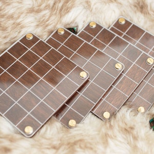 D&D Dungeon Tiles: lasergesneden terreintegels voor gevechtskaarten, droog of nat wissen, Wood and Glass Dungeons and Dragons-game en andere TTRPG's