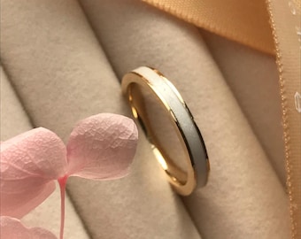 Minimalist Ashes Ring, Cremation Band Ring, Memorial Jewelry for Pet Loss, Simple Gold Ring with Ashes Inlay, Keepsake Ring Gift
