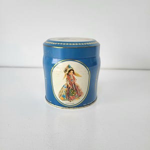 Vintage Small Blue Kemps Biscuit Tin