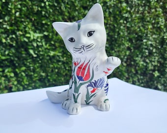 Vintage Kitsch Floral Kitty Ceramic Cat
