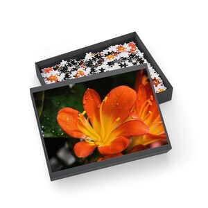 Bright Bush Lily - Nature Puzzle (500, 1000-Piece)