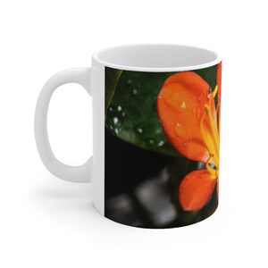 Bright Bush Lily - Mug 11oz