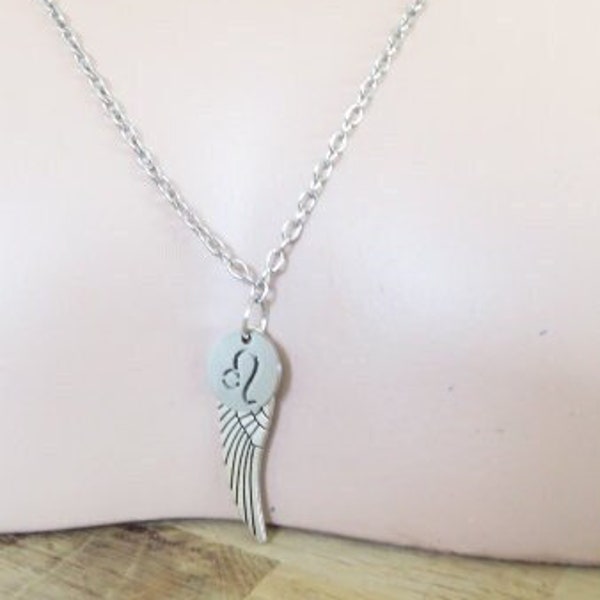 collier signe astro aile d'ange