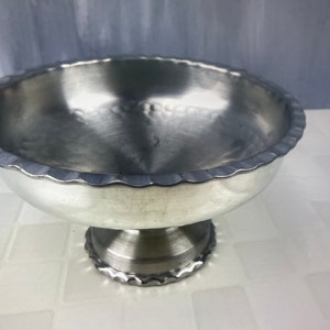 Sweet pewter bowl on foot  Norwegian pewter