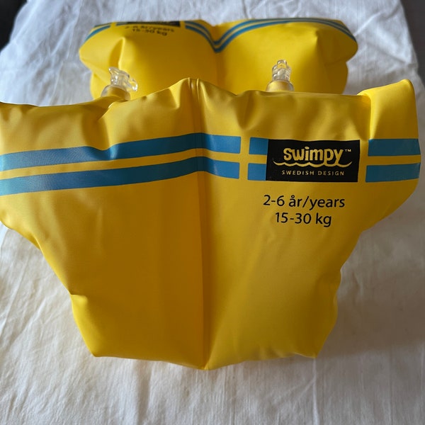 Arm poufs for eg the pool. For children 2 - 6 years old who weigh approx. 15 - 30 kilos