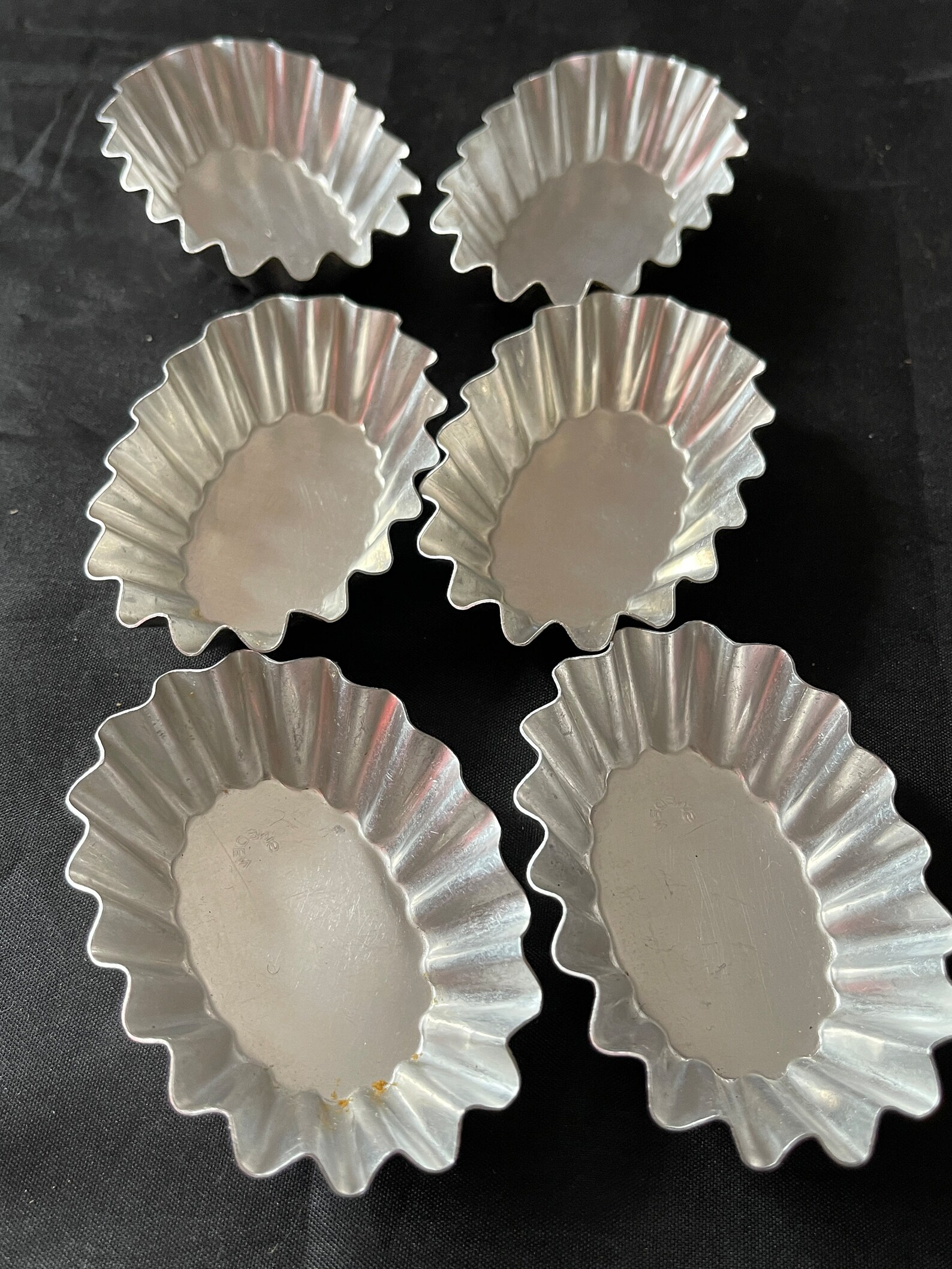 Swedish Vintage Cake Tins / Tartlet / Baking Tins / Tins Ornament ...