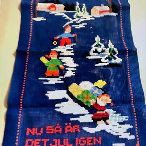 A very Beautiful vintage Swedish embroidered christmas Wall hanging/ vintage Wall decor for Christmas
