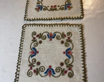 2 piezas Hermosos paños pequeños bordados a mano