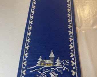 Fin handbroderad julduk från Sverige