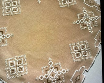 ヴィンテージ 手刺繍 ハーダンガー刺繍 テーブルクロス