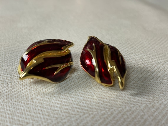 Boucles D'oreilles Vintage Clips Dorées Et Rouges - En Métal, état Très Bon, Sans Marque