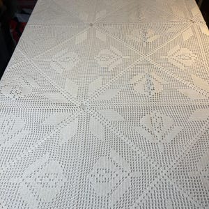 Hand crocheted larger white table cloth, crocheted in Sweden