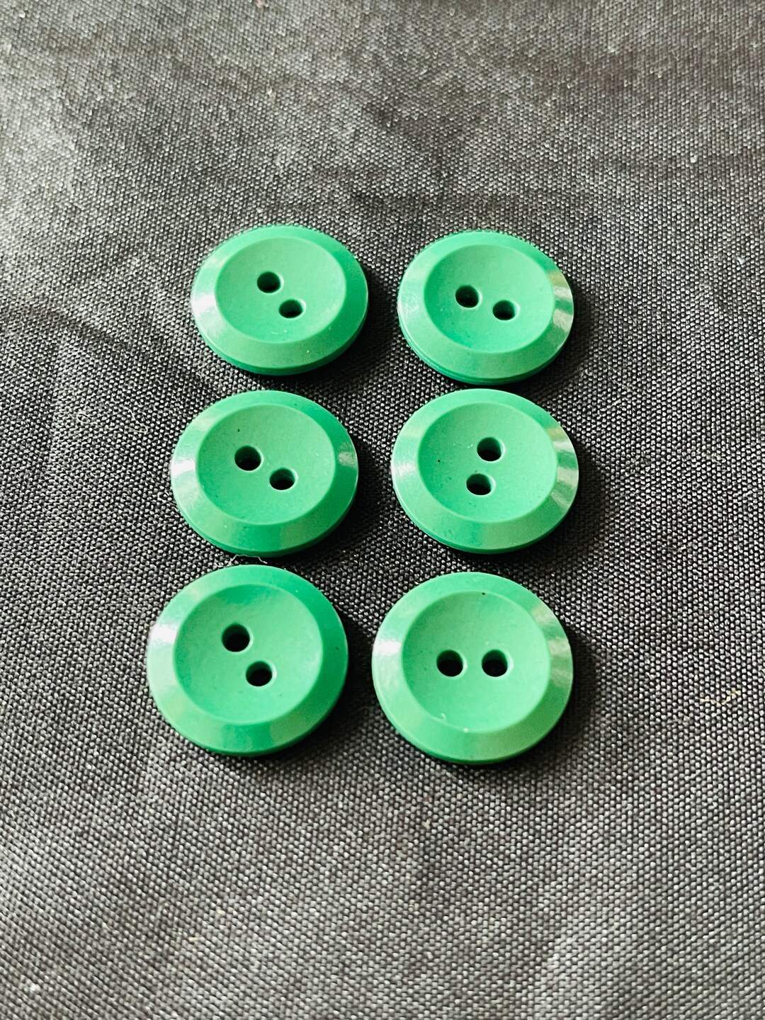 6 Vintage Green Buttons in Plastic Etsy