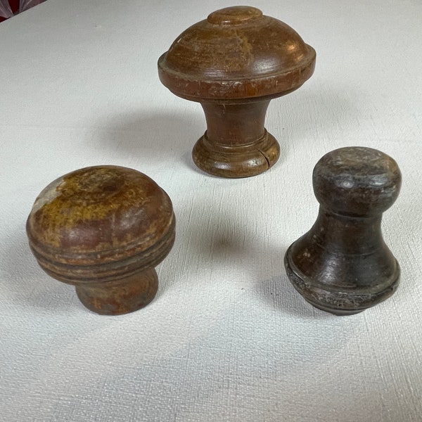 3 wooden finial pcs in different shapes