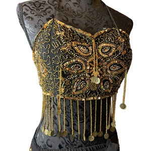 Bollywood dress with sparkling sequins in gold   A skirt and a top