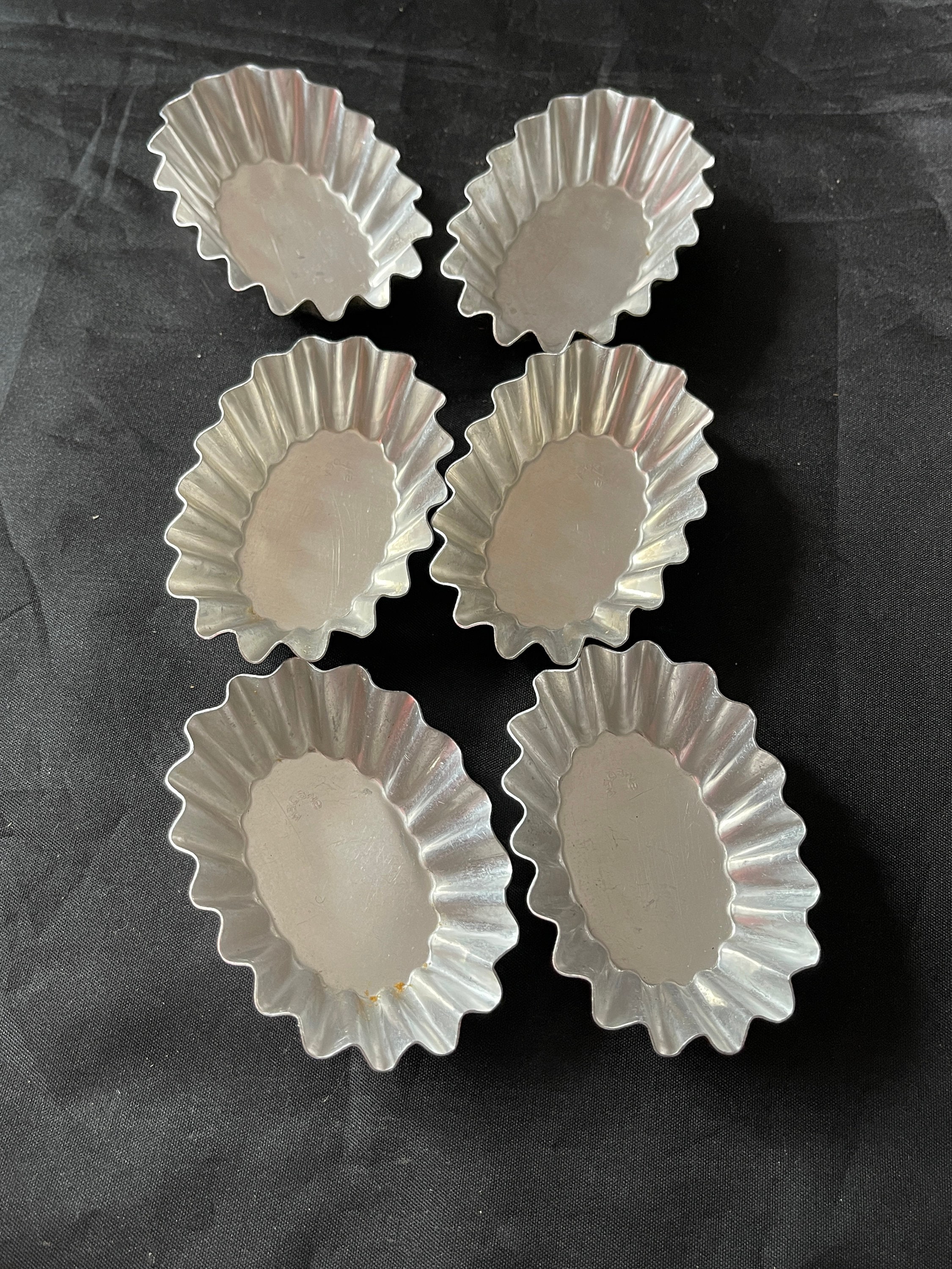 Swedish Vintage Cake Tins / Tartlet / Baking Tins / Tins Ornament ...