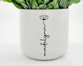 Personalized Planter Gift for Women • Bridesmaid Gift • Baby Shower Gift • Last Name Couples Gift for Bridal Shower • Custom Plant Pot