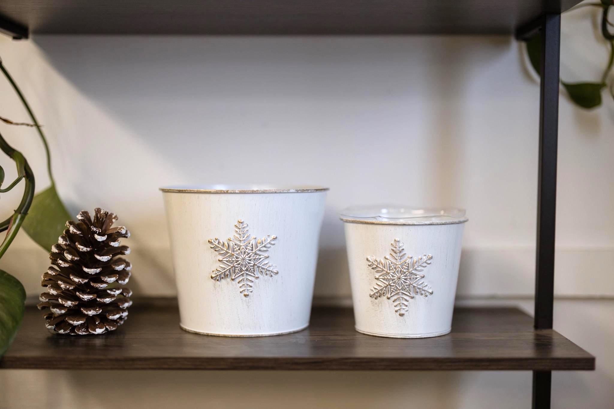 Snowflake Mat Pot White Snowflake Metal Bucket • Holiday Plant Pot Cover for Christmas ...