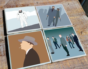 Posavasos de la película Christopher Nolan (paquete de 4) con ilustraciones minimalistas / Decoración única inspirada en Origen, Interestelar, Tenet y Oppenheimer
