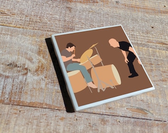 Posavasos de la película Whiplash con ilustraciones minimalistas originales / Azulejo de cerámica con acabado brillante y base de corcho / Perfecto para el hogar y la oficina