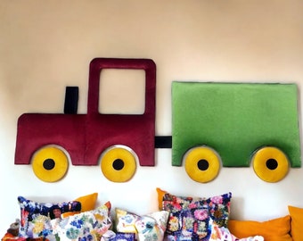 Loco Luxe : panneaux décoratifs rembourrés en forme de train