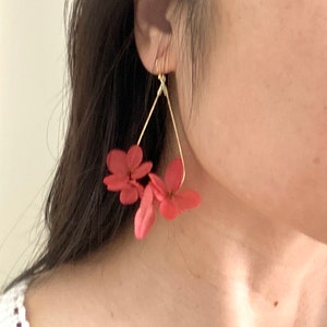 Earrings with natural flowers for bride witness weddings and personalized giftsRHEA terracotta image 7