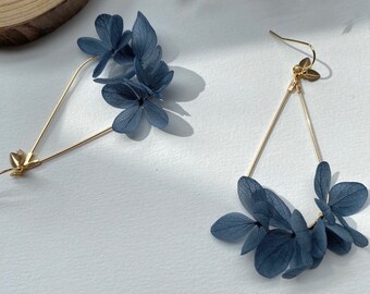 Boucles d'oreilles en fleurs naturelles stabilisées accessoires de mariage témoin cadeau personnalisé st Valentin--RHEA bleu-gris