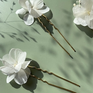 Bun stick Hairpins Hair clip in stabilized natural flowers wedding hair accessoriesCAPUCINE white 3 unités image 4