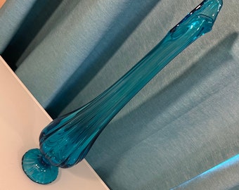 Vintage LE Smith Swung Vase - Turquoise Glass - Footed Base - Vintage Midcentury Glass - 16” Tall - MCM Stretched Vase - Teal Blue Glass