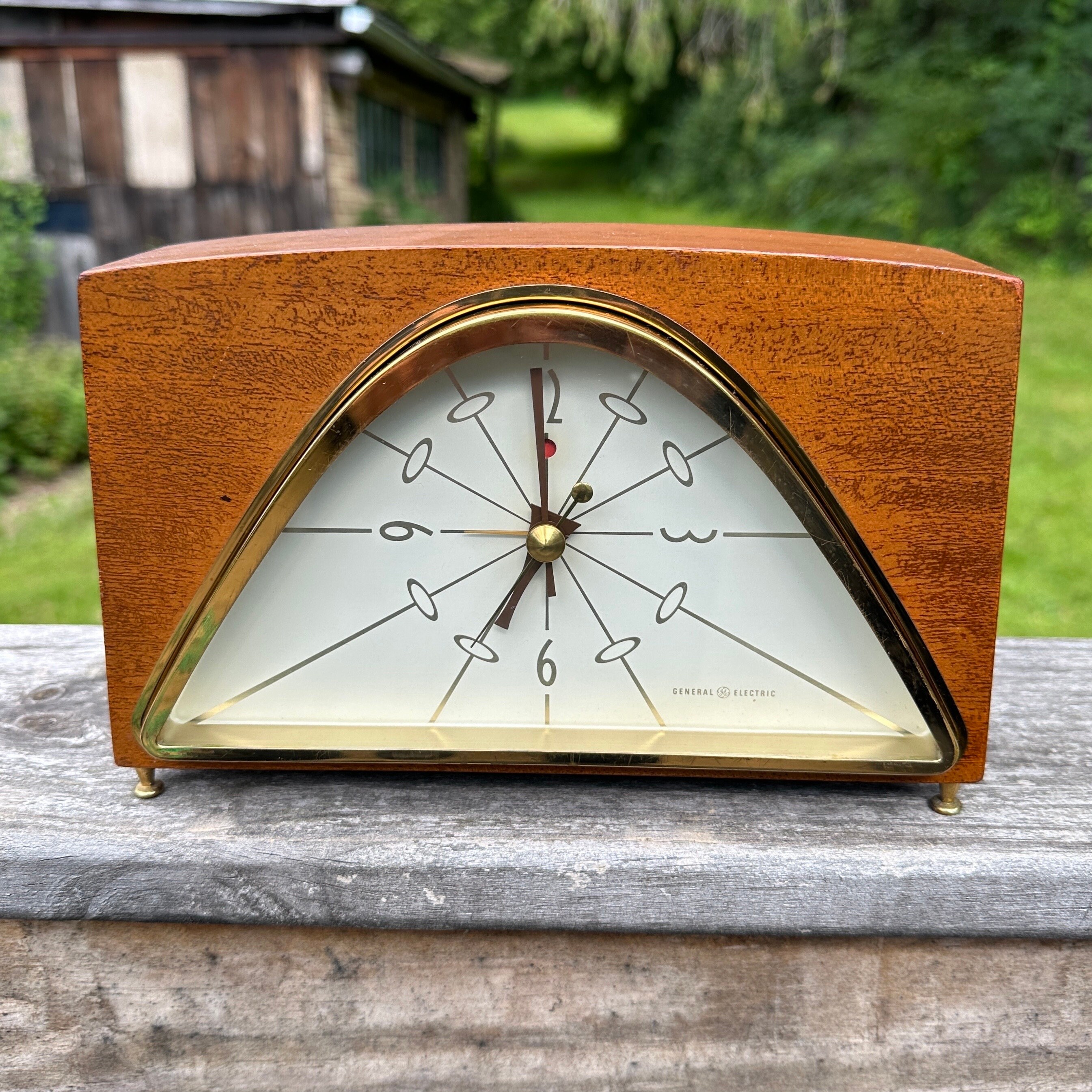 1950's Vintage Midcentury GE Clock - General Electric - the